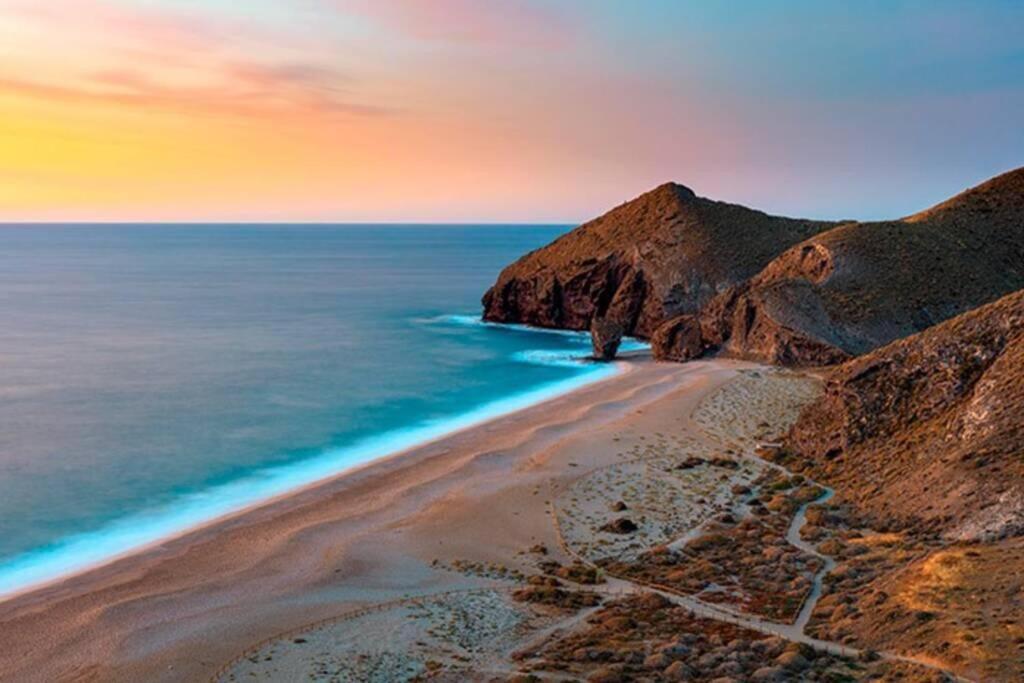 Atico Con Encanto En Cabo De Gata. A 100M De La Playa. Carboneras Exterior photo